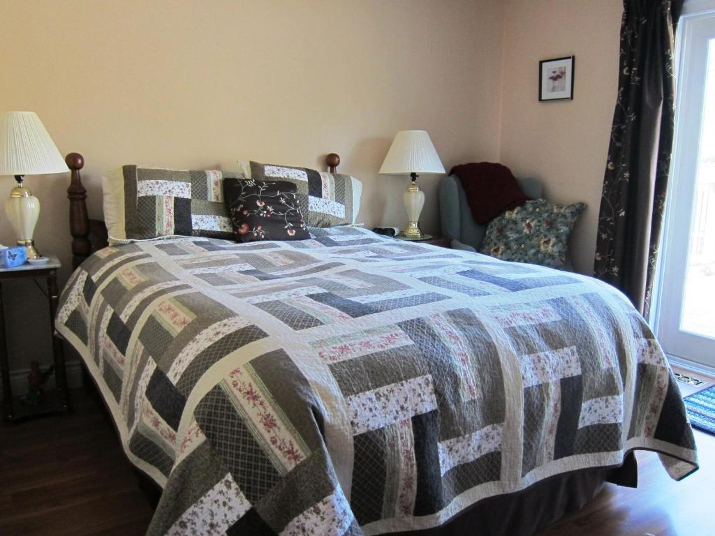 Twin Pines Bed And Breakfast Peterborough Dış mekan fotoğraf